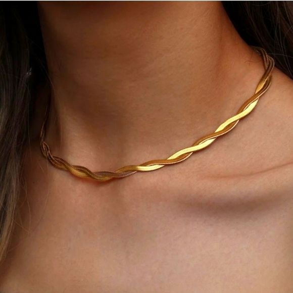 21kgp Duabi Jewelry - Picture 1 of 9